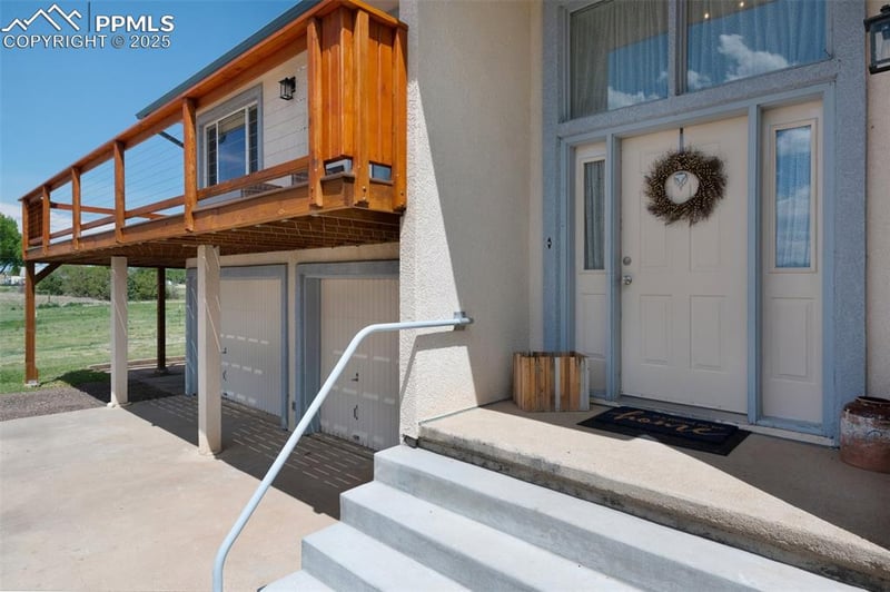 8275 Ingle Ln, Fountain, CO 80817