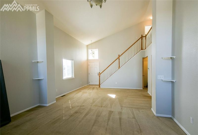 8277 Meadowcrest Dr, Fountain, CO 80817