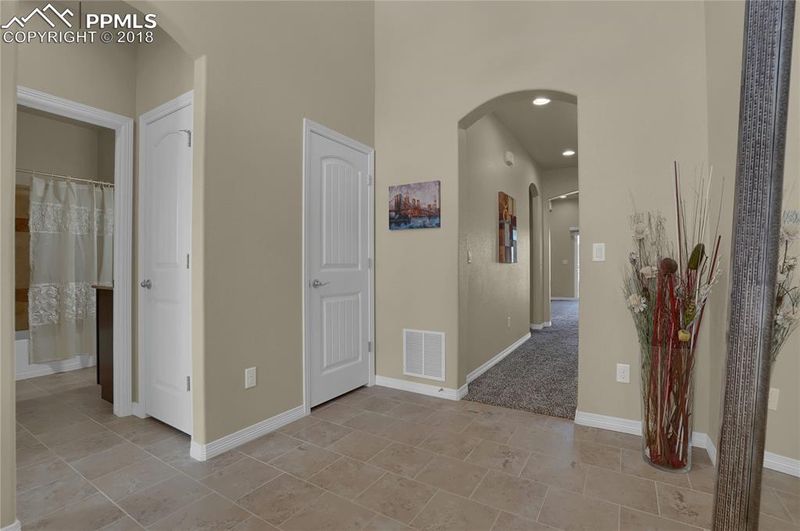 828 Gold Canyon Rd, Monument, CO 80132