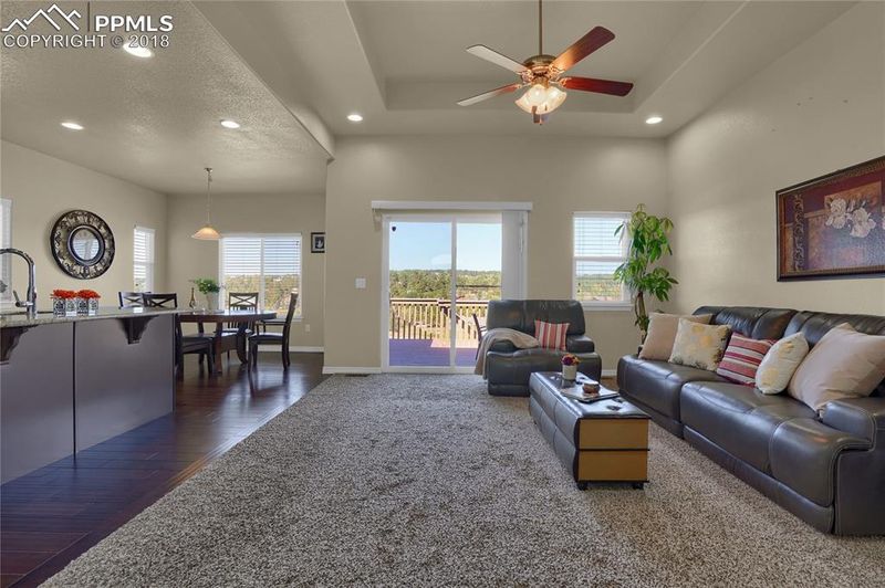 828 Gold Canyon Rd, Monument, CO 80132
