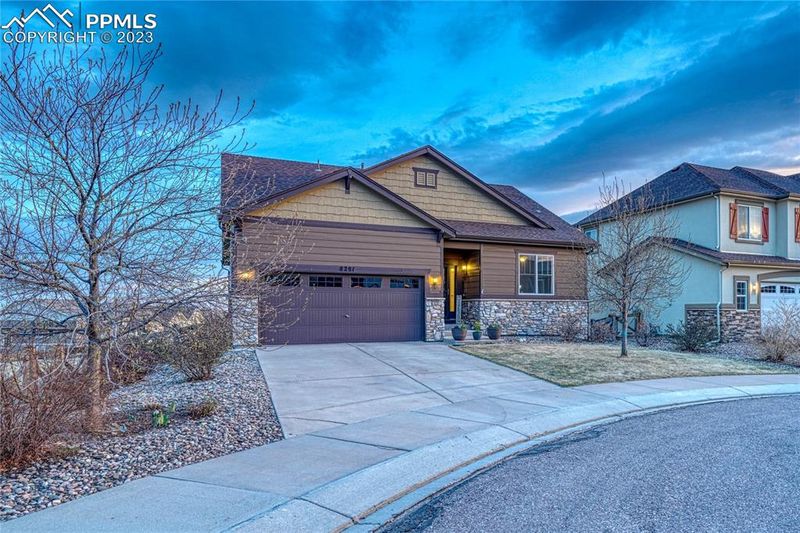 8281 Knotty Alder Ct, Colorado Springs, CO 80927