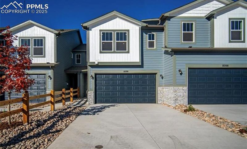 8283 Grey Bark Way, Colorado Springs, CO 80908
