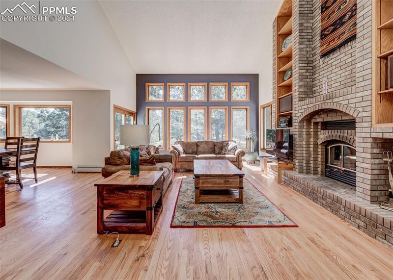 8285 Kirk Dr, Colorado Springs, CO 80908