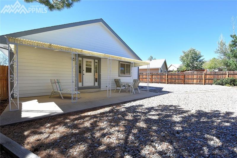 8293 Telegraph Dr, Colorado Springs, CO 80920