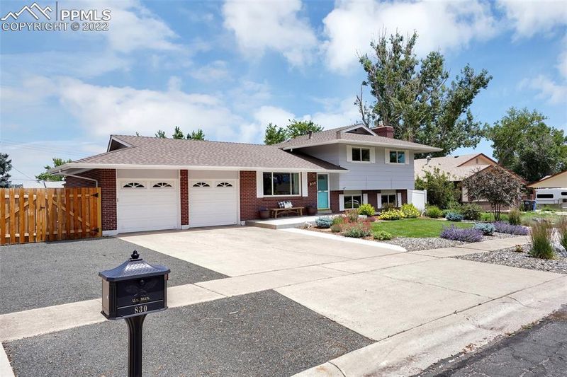 830 Dirksland St, Colorado Springs, CO 80907