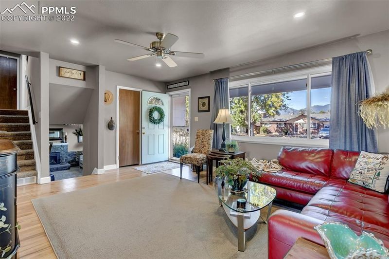 830 Dirksland St, Colorado Springs, CO 80907