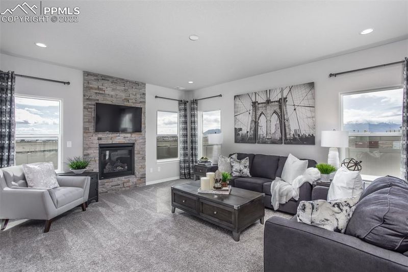8303 Noreen Falls Dr, Colorado Springs, CO 80924