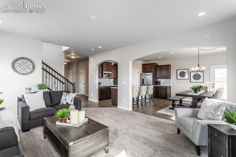 8303 Noreen Falls Dr, Colorado Springs, CO 80924