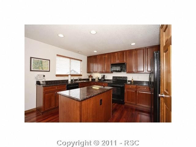8307 Shadowrun Ln, Fountain, CO 80817