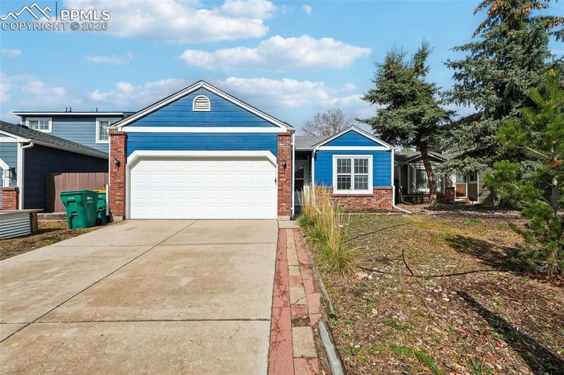 8320 Pepperridge Dr, Colorado Springs, CO 80920