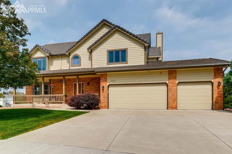 8325 Alpinview Way, Colorado Springs, CO 80919