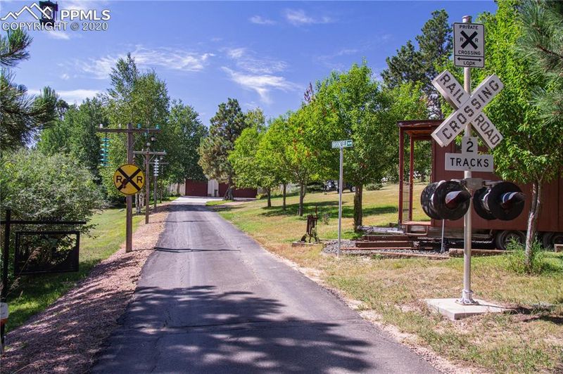 8325 Kirk Dr, Colorado Springs, CO 80908