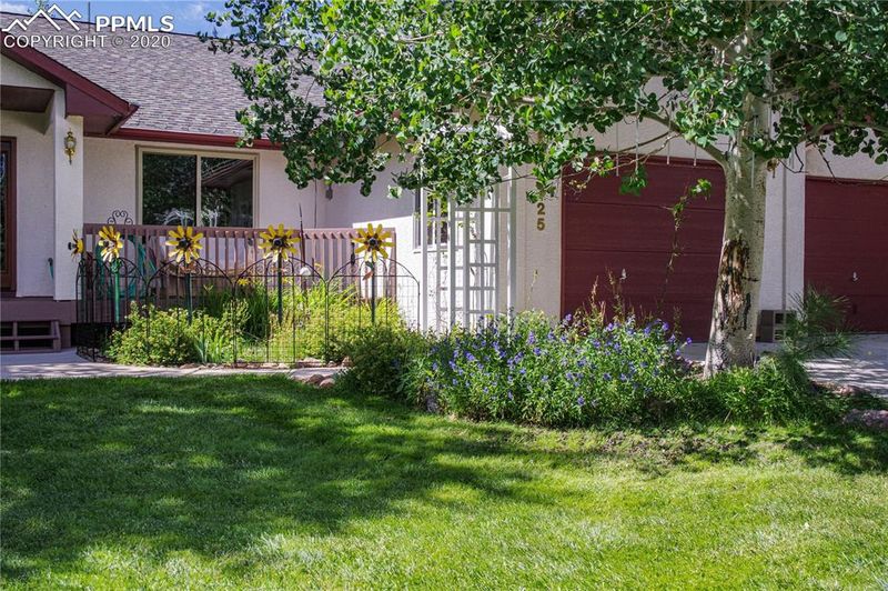 8325 Kirk Dr, Colorado Springs, CO 80908