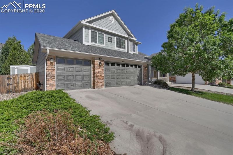 8344 Brook Valley Dr, Fountain, CO 80817
