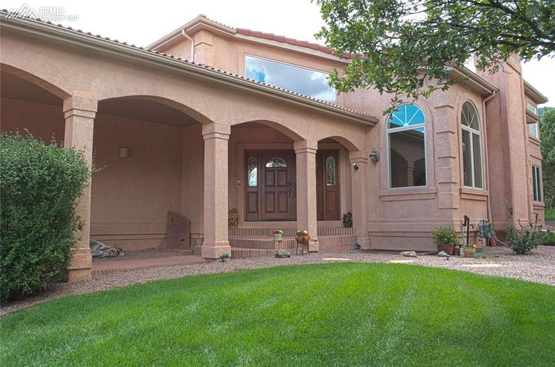 8350 Bluffview Way, Colorado Springs, CO 80919
