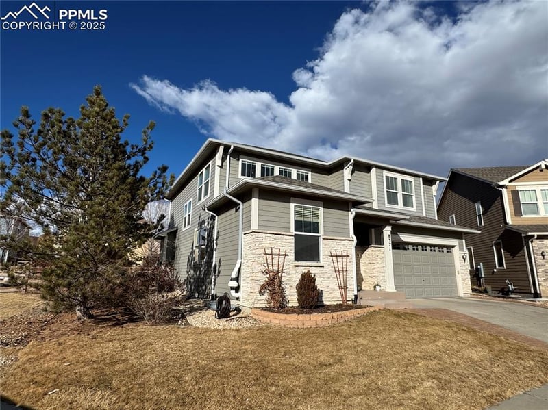 8371 James Creek Dr, Colorado Springs, CO 80924