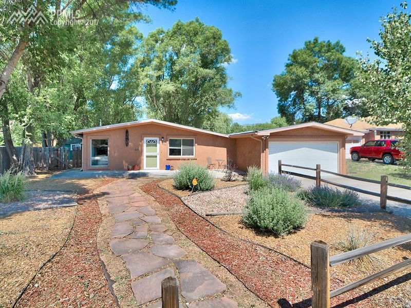 838 N 31st St, Colorado Springs, CO 80904
