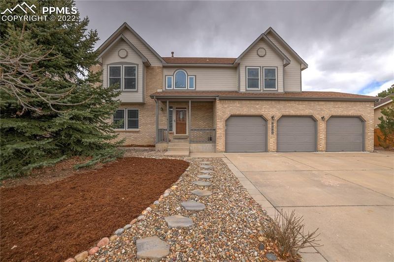 8380 Sutterfield Dr, Colorado Springs, CO 80920