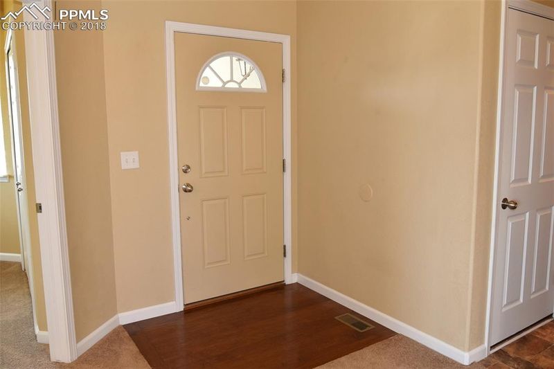 8394 Sedgewick Dr, Colorado Springs, CO 80925