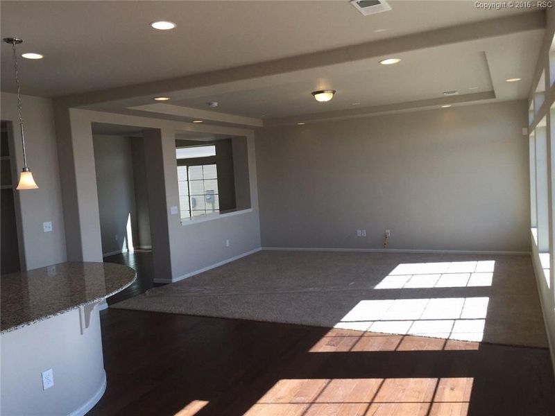 8399 Longleaf Ln, Colorado Springs, CO 80927