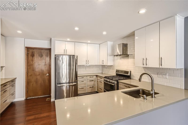 84 Woodbridge Dr, Colorado Springs, CO 80906