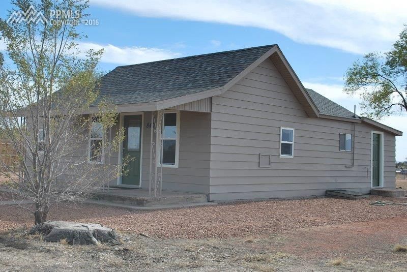 840 4th St, Penrose, CO 81240