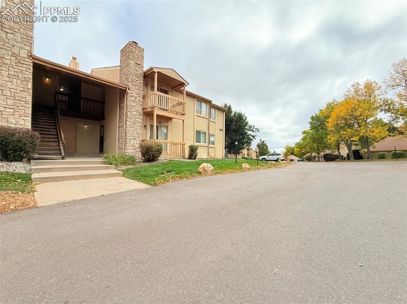 840 Tenderfoot Hill Rd #201, Colorado Springs, CO 80906