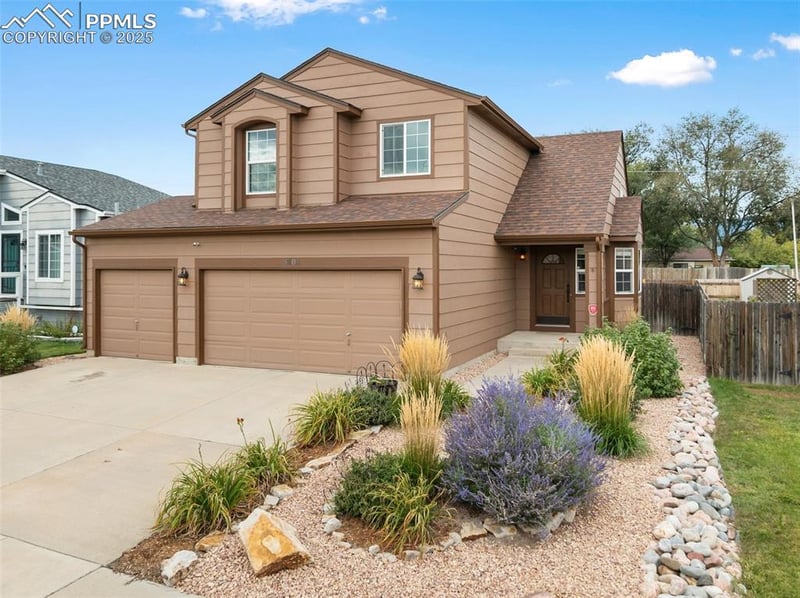 8402 Dassel Dr, Fountain, CO 80817