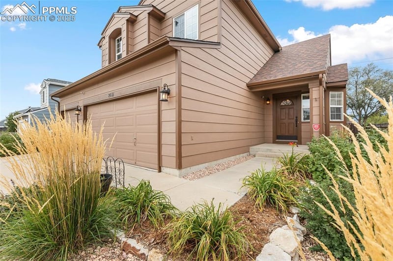 8402 Dassel Dr, Fountain, CO 80817