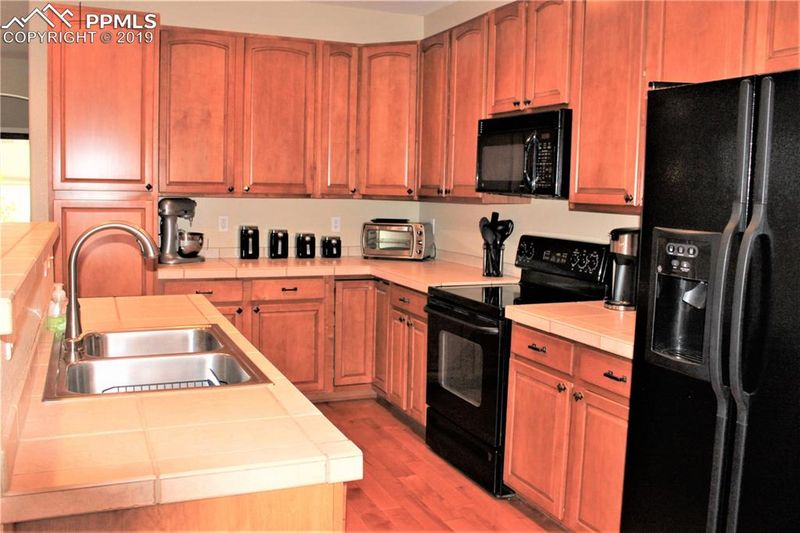 8402 Winding Passage Dr, Colorado Springs, CO 80924