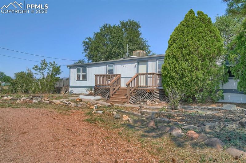 841 5th St, Penrose, CO 81240