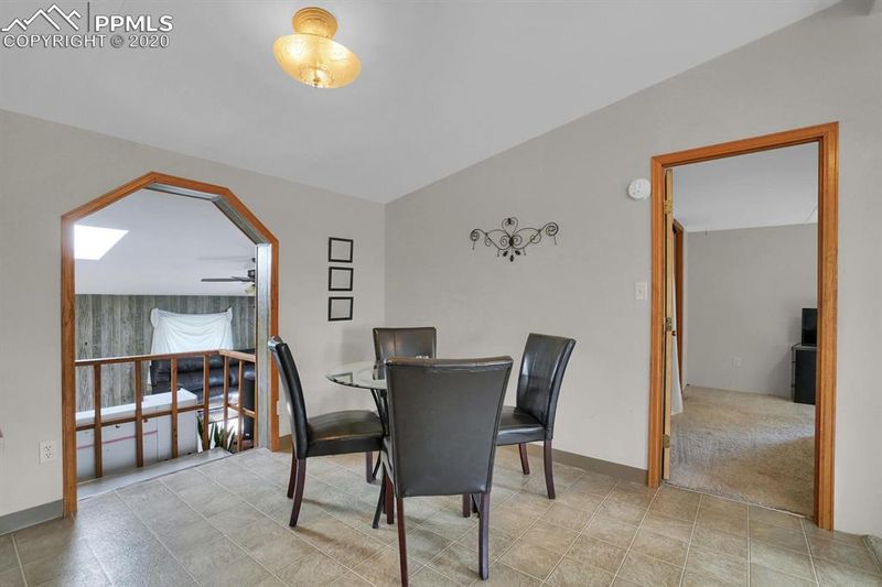 841 5th St, Penrose, CO 81240