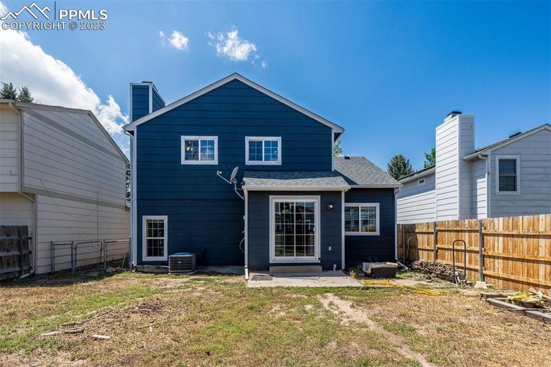 8415 Pepperridge Dr, Colorado Springs, CO 80920