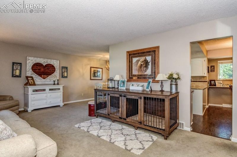 842 Altair Dr, Littleton, CO 80124
