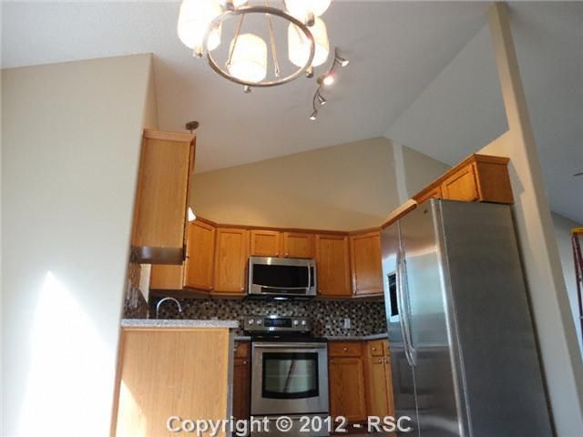 842 Hayloft Dr, Fountain, CO 80817