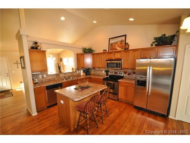 8420 Vanderwood Rd, Colorado Springs, CO 80908