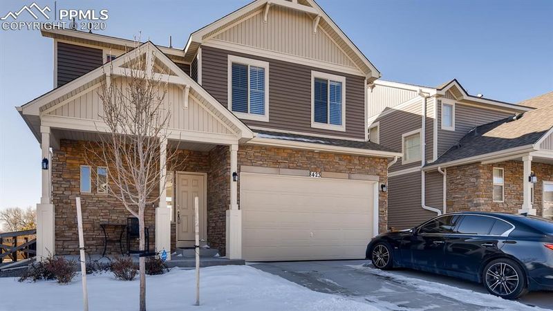 8423 Longleaf Ln, Colorado Springs, CO 80927