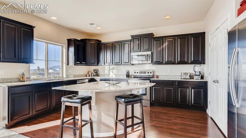 8423 Longleaf Ln, Colorado Springs, CO 80927