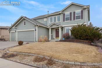 8425 Roaring Fork Dr, Colorado Springs, CO 80924