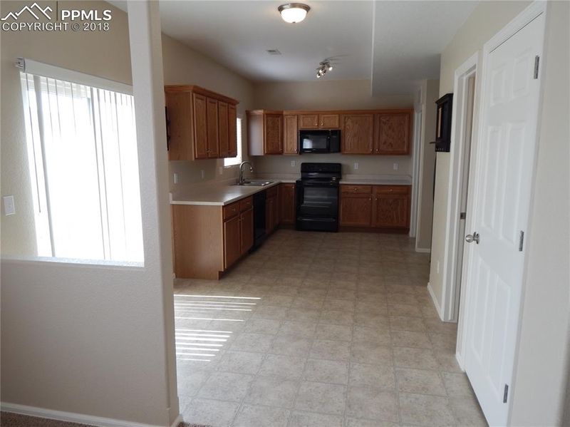 8427 Chasewood Loop, Colorado Springs, CO 80908