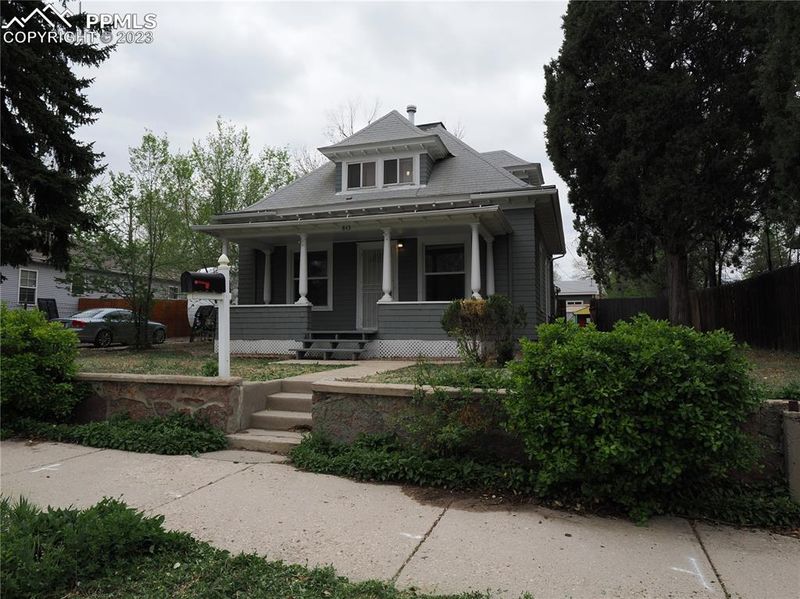 843 Cimarron St, Colorado Springs, CO 80903