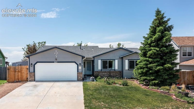 843 Eagle Bend Dr, Colorado Springs, CO 80911
