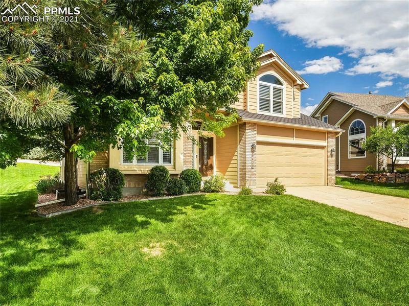 8430 Edgemont Way, Colorado Springs, CO 80919