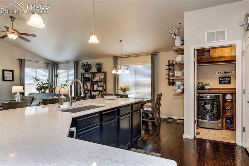 8430 Wayne Ct, Colorado Springs, CO 80924