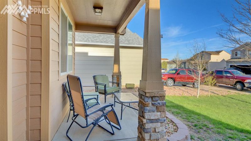 8431 Dassel Dr, Fountain, CO 80817
