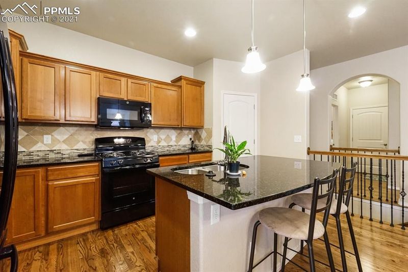 8433 Glen Carriage Grv, Colorado Springs, CO 80920