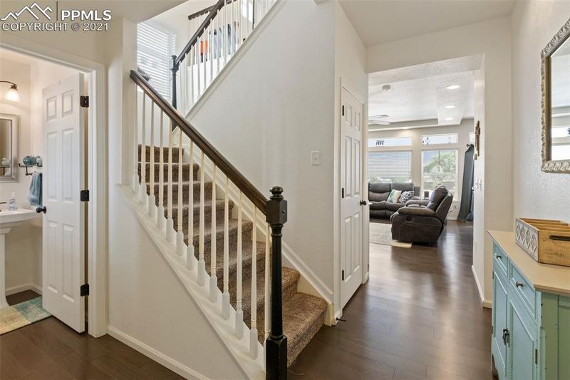 8435 Longleaf Ln, Colorado Springs, CO 80927