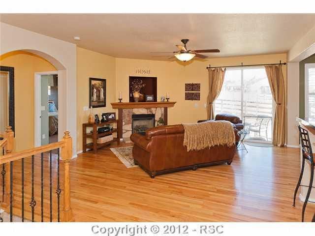 8437 Roaring Fork Dr, Colorado Springs, CO 80924