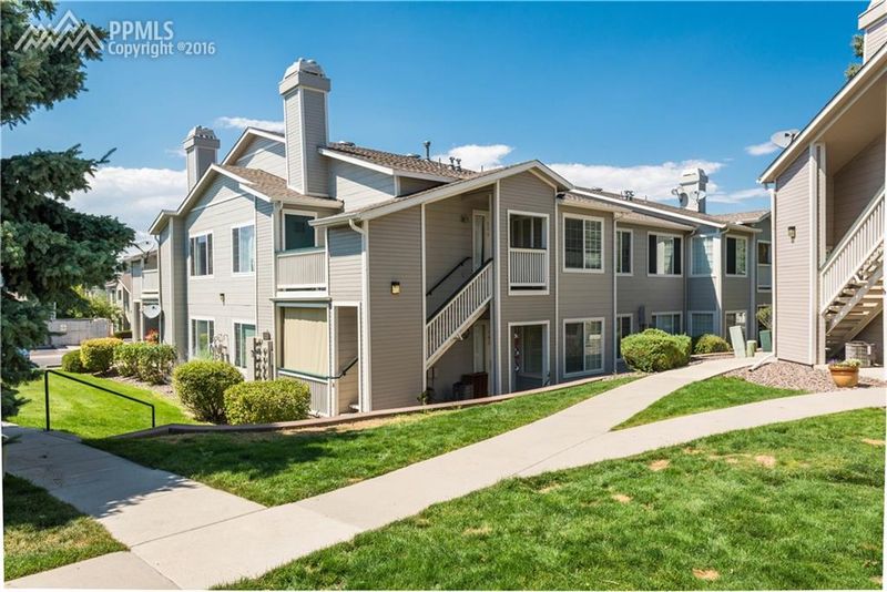 8438 Thunder Ridge Way #203, Highlands Ranch, CO 80126