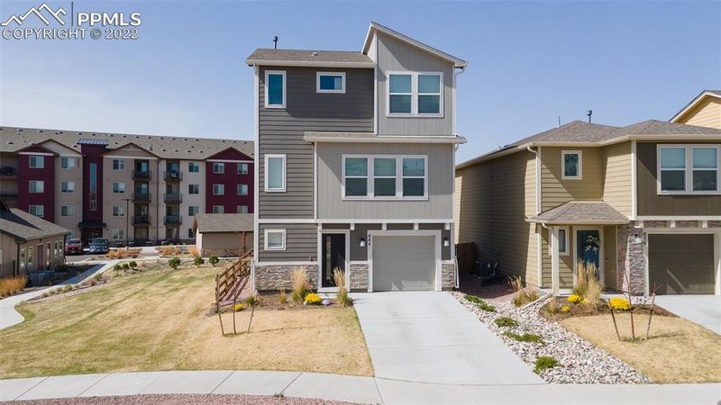 844 Technology Ct, Colorado Springs, CO 80915